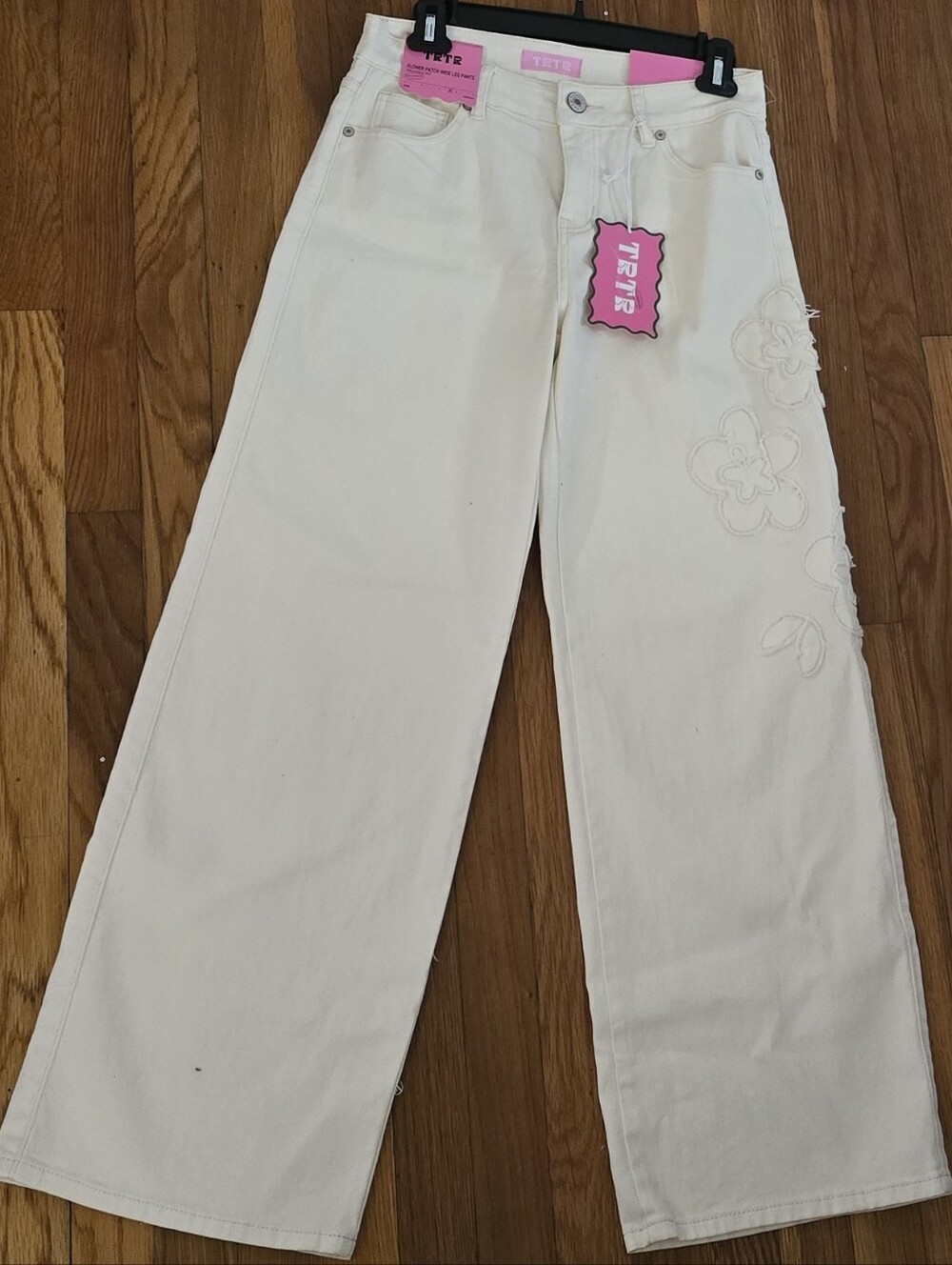 Flower Patch Y2K Junior Wide Leg Jeans Size 7 Cream Ivory Relaxed Fit NWT